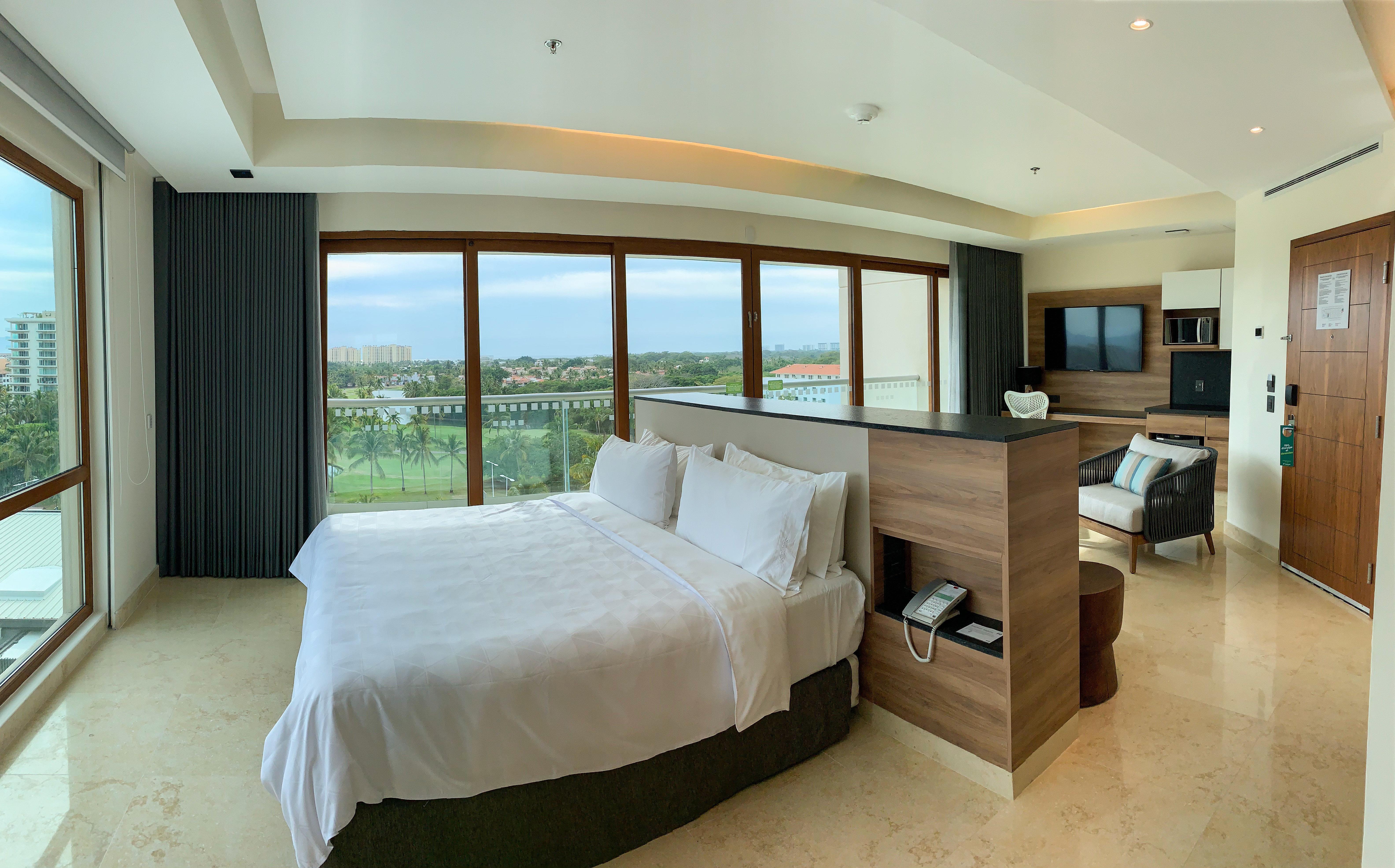 Holiday Inn & Suites - Puerto Vallarta Marina & Golf By Ihg Exterior foto